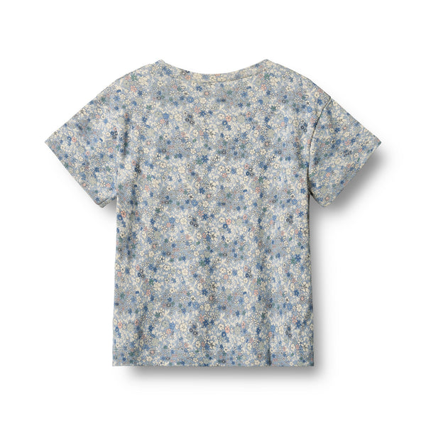 Wheat T-shirt ELLA - Blue summer flowers-t-shirt-Wheat-Ollifant.dk